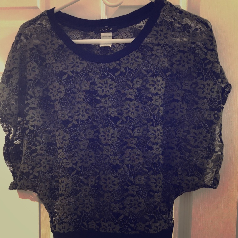 Dark green mesh top brand new